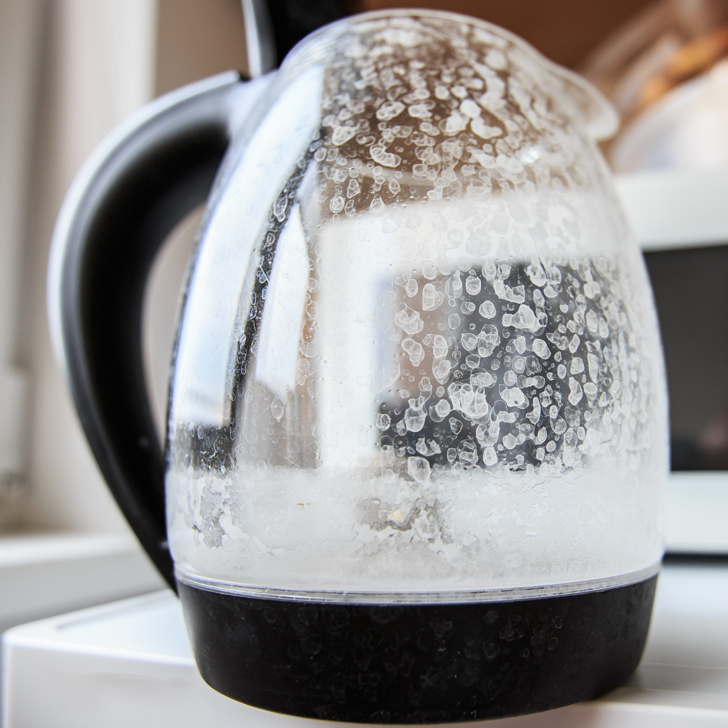 Photo_Kettle_with_hard_water_residue.png